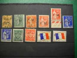 T 275 LOT De 12  TIMBRES  De FRANCHISE MILITAIRE  Oblitérés - Militaire Zegels