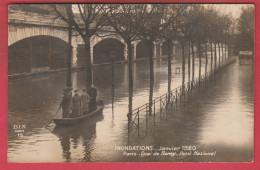 Paris - Inondations ... Janvier 1920 - Quai De Berey, Pont National / Carte Photo - 1920  ( Voir Verso ) - La Seine Et Ses Bords