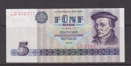 EAST GERMANY -  1975 5 Mark UNC/aUNC  Banknote - 5 Mark