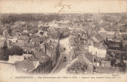 Hazebrouck * Vue Panoramique Vers L'hôtel De Ville - Hazebrouck