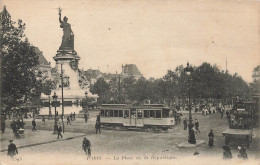 Paris * 10ème * La Place De La République * Tram Tramway - Arrondissement: 10