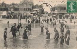 La Baule * La Plage à L'heure Du Bain * Baigneurs - La Baule-Escoublac