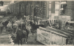 42 - LOIRE - LE CHAMBON FEUGEROLLES - Un Groupe De Gendarmes à L'usine Claudinon Pendant La Grève - Superbe - 10376 - Le Chambon Feugerolles