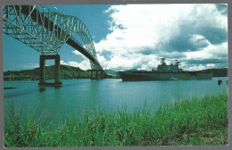 (PAN) CP FF-12-014-A-The U.S.Navy Amphibius Assault Ship,U.S.S. BELLEAU WOOD,after Transiting The Panama Canal.unused - Panama