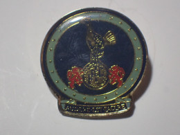 Pin's - Tottenham Hotspur T.H.F.C Old Footbal Club. Logo - Audere Est Facere - Pin Badge #PLS - Calcio