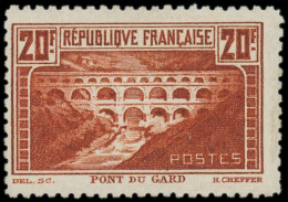 * FRANCE - Poste - 262B, Dentelé 11, Signé: 20f. Pont Du Gard - Neufs