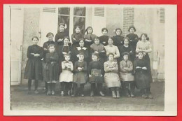 -- CARTE PHOTO / LERE 1914 PHOTO DE CLASSE -- - Lere