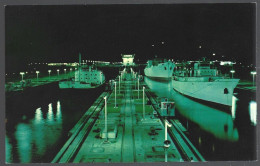 (PAN) CP FF-452-Night Scene - Miraflores Locks Panama Canal, Ships. Unused - Panama