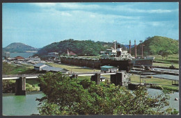 (PAN) CP FF-618-General View Of Miraflores Locks Panama Canal,Ships . Unused - Panama