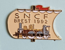 Pin's TGV Train SNCF Brest 1992 Voile De Bateau - TGV