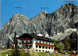 45131 - Steiermark - Ramsau , Dachsteinsüdwände Mit Berghotel Türlwand , Talstation Südwandbahn - Nicht Gelaufen  - Ramsau Am Dachstein