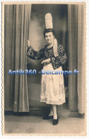 No CPA 29 Photo Jeune Fille En Costume Et Coiffe De Pont L'Abbé Photographe Pouillot Ehanno Août 1946 - Pont L'Abbe