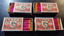 Lot. Boite D'allumettes Toro. Made In Belgium - Matchboxes