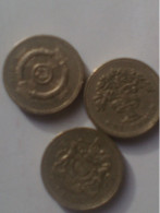 3 Pièces  One Pound - Elizabeth II D.G.REG.F.D.1996 1987  1993 Decus Et Tutamen - Unclassified