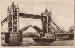 London - Tower Bridge With Bascules Lowering - & Boat - London Suburbs