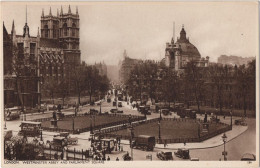 London - Westminster Abbey And Parliament Square - & Old Cars - London Suburbs