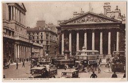 London - Bank Of England And Royal Exchange - & Old Cars - London Suburbs