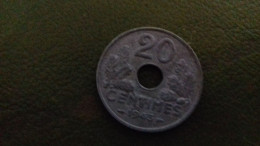 BS1/ 20 CENTIMES 1943 ZINC - 20 Centimes