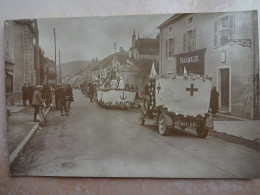 Carte Photo 70 COMBEAUFONTAINE Défilé Du Carnaval 3 - Beau Plan - RARE - Combeaufontaine