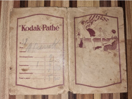 Pochette Ancienne Pour Photo & Négatif - Publicité KODAK KODAKS  PATHE  Dessin Plage Mer Maillots De Bain - Material Y Accesorios