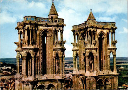 30-10-2023 (5 U 43) France - Cathédrale De Laon (les Tours) - Eglises Et Cathédrales