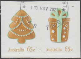 AUSTRALIA - DIE-CUT- USED 2021 65c Secular Christmas Pair From Booklet Backing Attached - Gebraucht