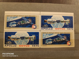 1975	USA	Space (F60) - Unused Stamps