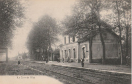 77 - FONTENAY TRESIGNY - La Gare De L'Est - Fontenay Tresigny