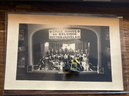 BC14-48  Carte Photo Sambreville Auvelais - Croix Rouge De Belgique Section D'Auvelais - Orchestre Groupe Musical - Sambreville