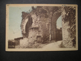 Cubzac-les-Ponts(Gironde) Les Ruines Du Chateau Des Quatre Fils Aymon 1948 - Cubzac-les-Ponts