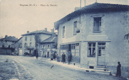 Vayres * La Place Du Marché * Commerce Magasin - Andere & Zonder Classificatie