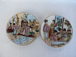 Beautiful Set Of Two Plates Of China Porcelain #2130 - Otros & Sin Clasificación