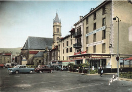 Aurillac * Place * église Notre Dame Des Neiges Et Les Hôtels * NOUVEL Hôtel Restaurant * Automobile Ancienne Auto - Aurillac