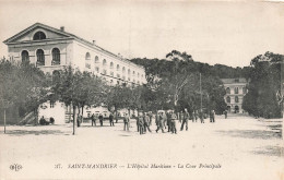 SAINT MANDRIER SUR MER L'Hôpital Maritime La Cour Principale - Saint-Mandrier-sur-Mer