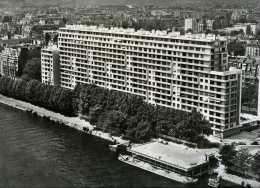 Paris Immeuble Quai Blériot Par Lapie - Europe