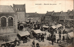 N°115305 -cpa Callac -marché Des Porcs- - Callac