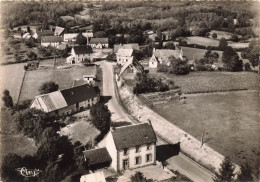 Thalamy * Vue Générale Aérienne Sur La Route Et Le Village - Other & Unclassified