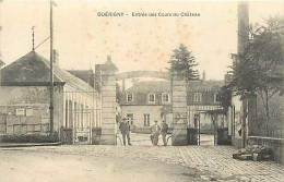 - Nièvre -ref-B502- Guérigny - Forges Nationales De La Chaussade - Entrée Des Cours Du Château - Forge - Industrie - - Guerigny
