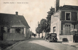 Jupilles * Avenue De La Gare * Automobile Voiture Ancienne - Autres & Non Classés