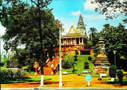 ►  Cambodge  Le Phnôm Et Son Temple Bouddhique - Cambodge