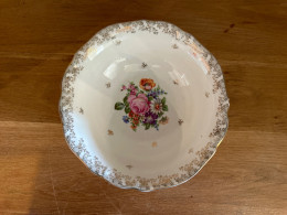 Porcelaine De Chauvigny France - Tres Beau Petit SALADIER Décor Fleurs - Autres & Non Classés