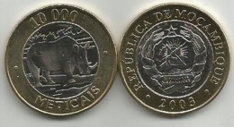 Mozambique 10000 Meticais 2003. High Grade - Mosambik