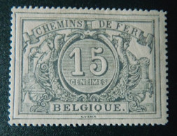 BELGIUM :   1894  - CHEMINS DE FER - CF  8  * -  COTE : 20,00€  D15 1/2-14 1/2 - Nuevos