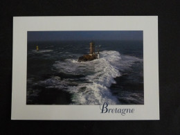 PLOGOFF - FINISTERE - LE PHARE DE LA VIEILLE DANS LA TEMPETE - Plogoff