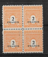 FRANCE 1945  N° 709**    BLOC DE 4 GOMME D'ORIGINE SANS CHARNIÈRE  NEUF TTB      2 SCANS - 1944-45 Triumphbogen