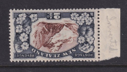 New Zealand, SG 560aw, MLH "Watermark Inverted" Variety - Ungebraucht