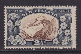 New Zealand, SG 581ca, MHR "Line Across Flower" Variety - Unused Stamps