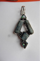 Neuf - Pendentif En Argent 925 Serti Kyanite Gris Foncé Et Mystic Topaze Vert - Colgantes