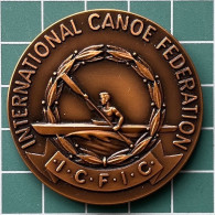 Medal Plaque Plakette PL000369 - Rowing Kayak Canoe ICFIC International Federation - Canottaggio