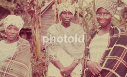 70s  WOMEN SAO TOME E PRINCIPE ETHNIC TRIBE  AFRICA AFRIQUE 35mm DIAPOSITIVE SLIDE NO PHOTO FOTO NB2829 - Diapositives